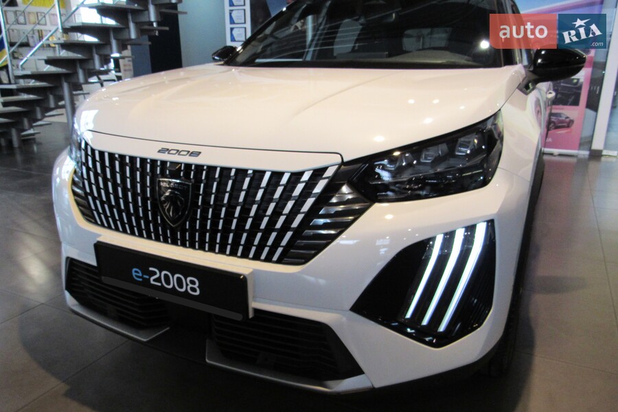 Peugeot e-2008 - фото 4