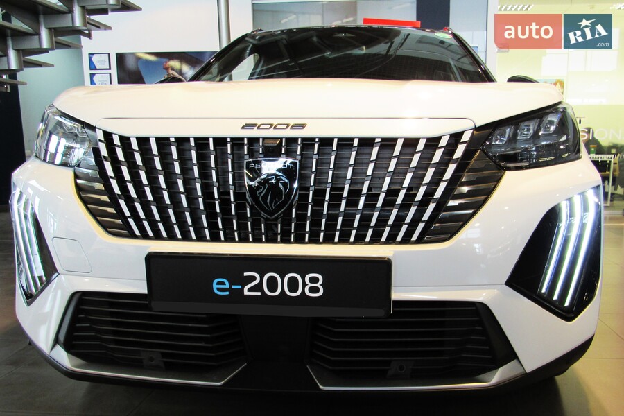 Peugeot e-2008 - фото 3