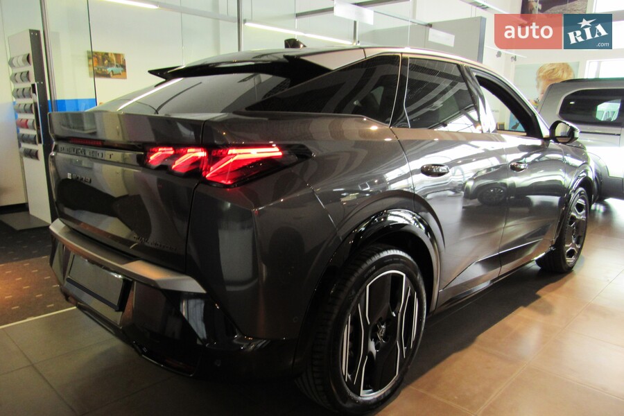 Peugeot e-3008 - фото 9