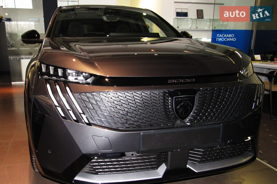 Peugeot e-3008 - фото 3