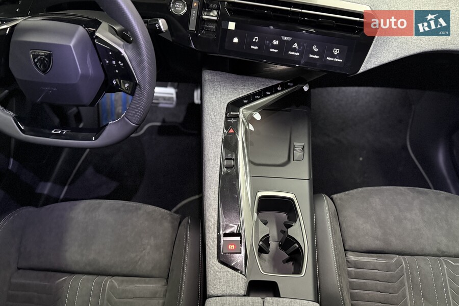 Peugeot e-3008 - фото 22