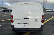 Peugeot E-Partner Base