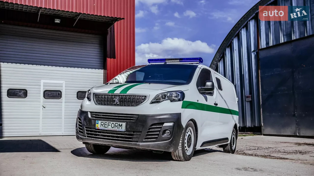 Peugeot Expert Base