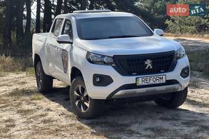 Peugeot Landtrek Pro