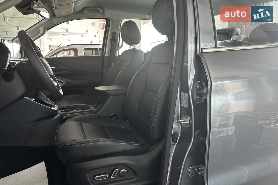 Peugeot Landtrek - фото 15