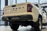 Peugeot Landtrek Pro