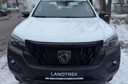 Peugeot Landtrek Pro