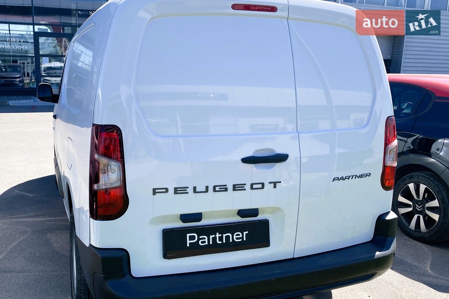 Peugeot Partner - фото 9