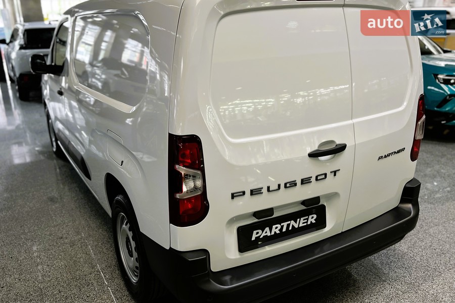 Peugeot Partner - фото 8