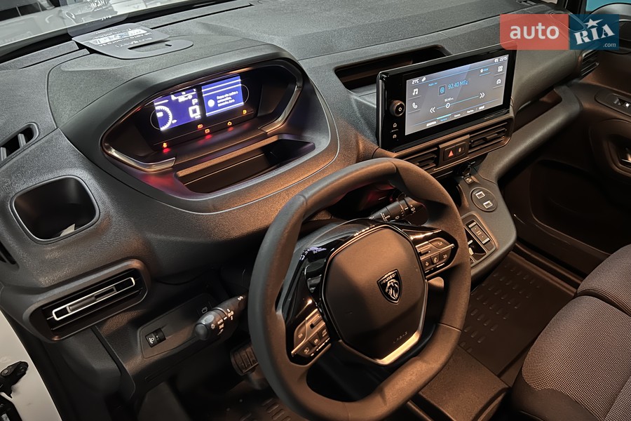 Peugeot Partner - фото 18