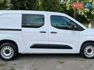 Peugeot Partner 2025 Base