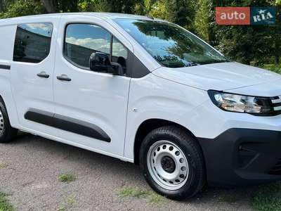 Peugeot Partner 2025 Base