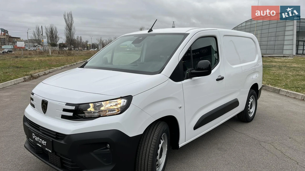 Peugeot Partner Base