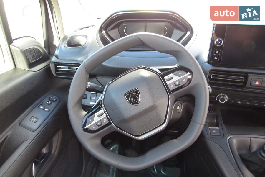 Peugeot Partner - фото 18