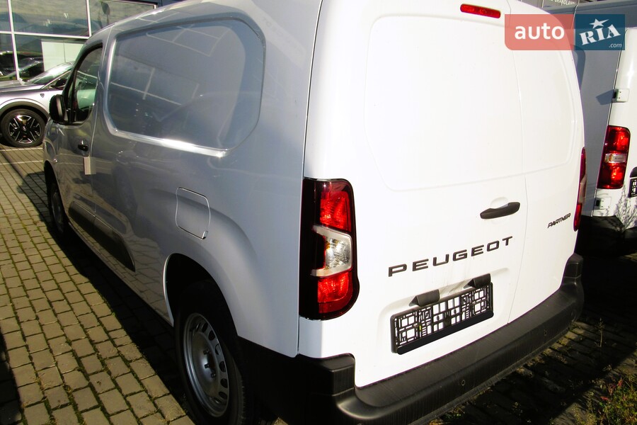 Peugeot Partner - фото 9