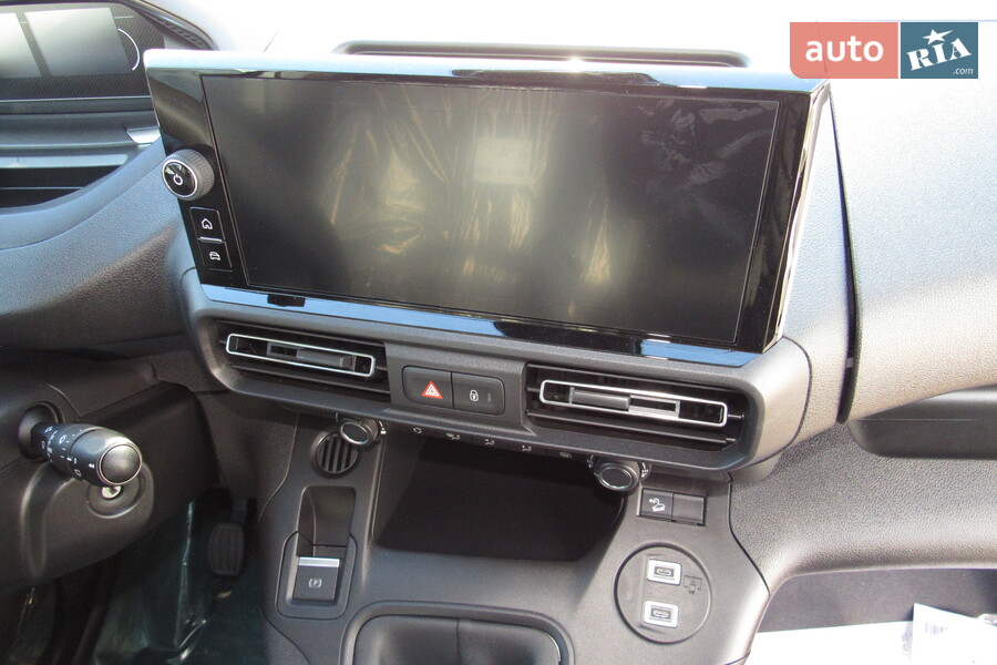 Peugeot Partner - фото 25