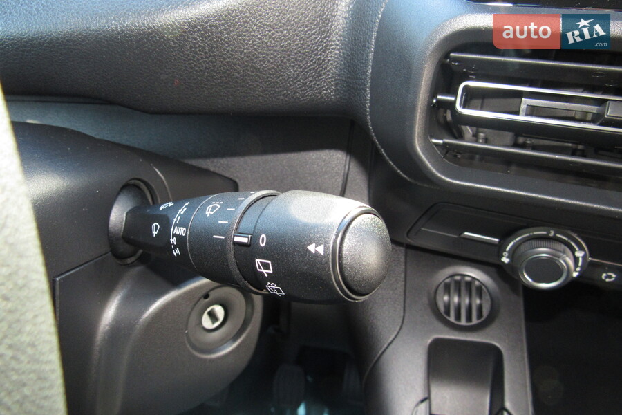 Peugeot Partner - фото 29