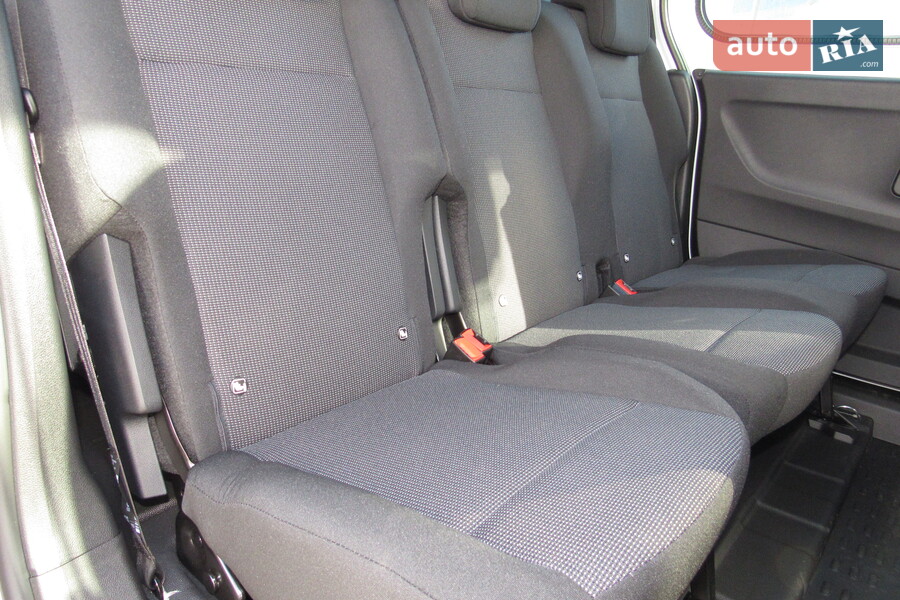 Peugeot Partner - фото 19