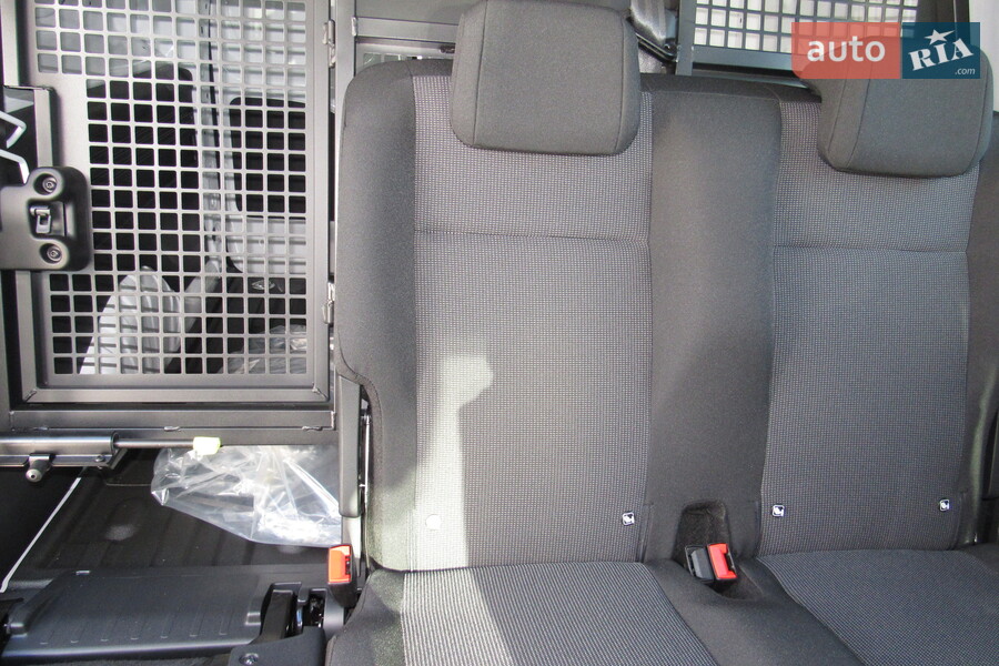 Peugeot Partner - фото 18