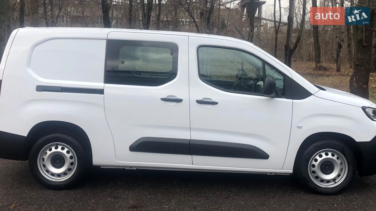 Peugeot Partner Base