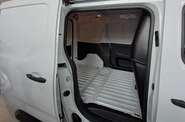 Peugeot Partner Base