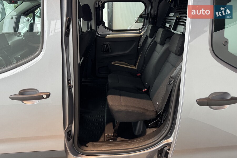 Peugeot Partner - фото 13