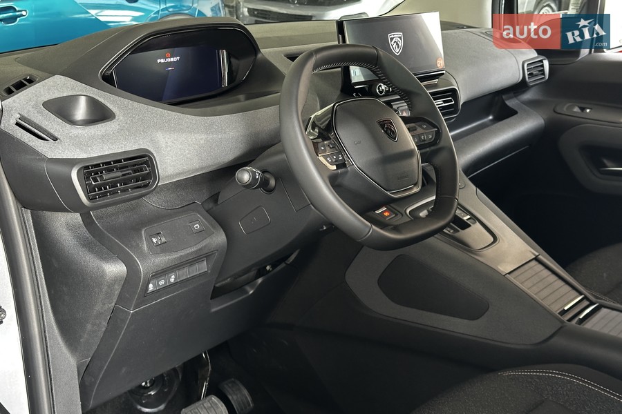 Peugeot Rifter - фото 12