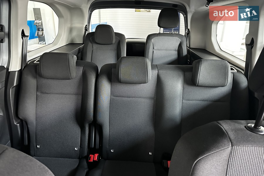 Peugeot Rifter - фото 16