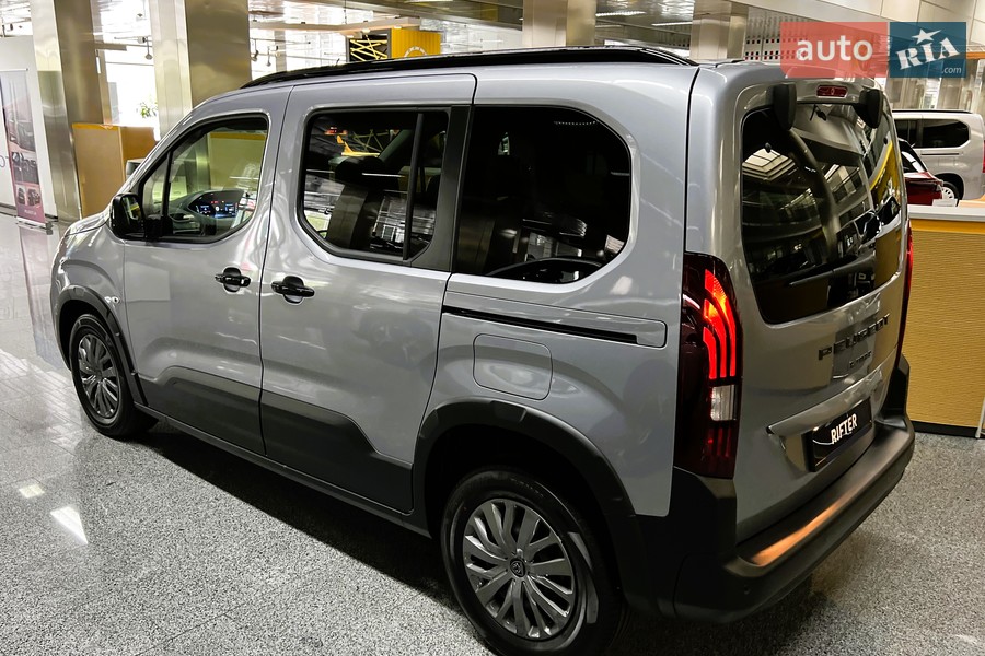 Peugeot Rifter - фото 9
