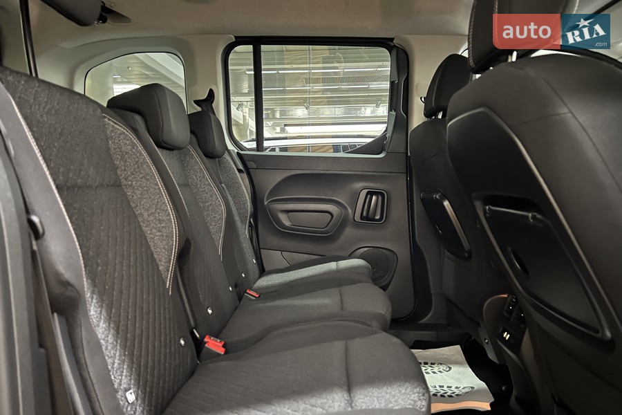 Peugeot Rifter - фото 16