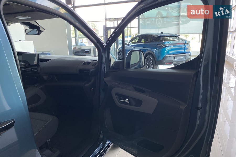 Peugeot Rifter - фото 18