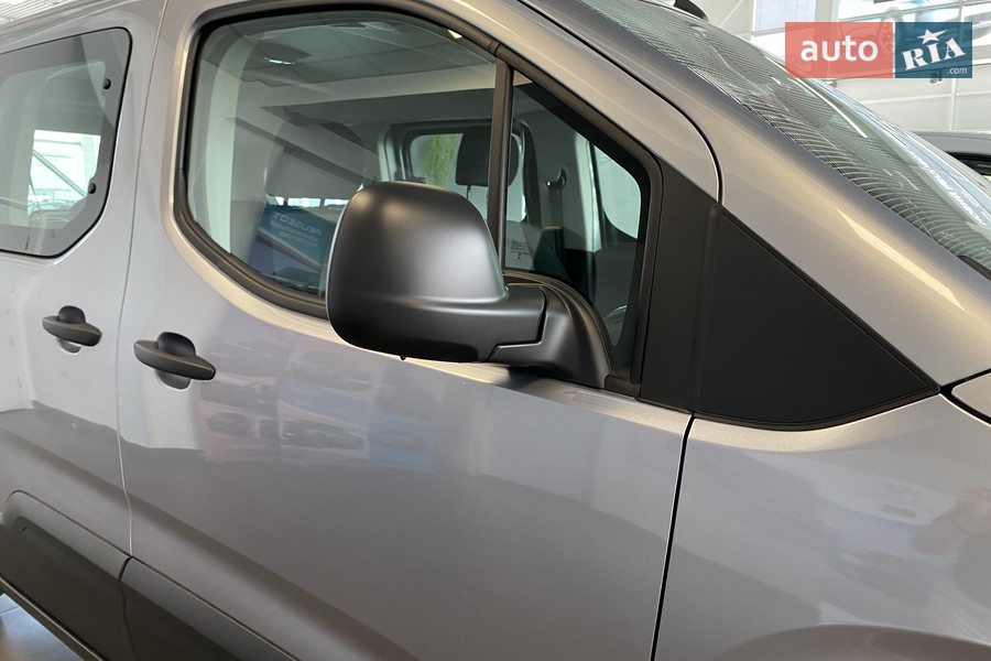 Peugeot Rifter - фото 10