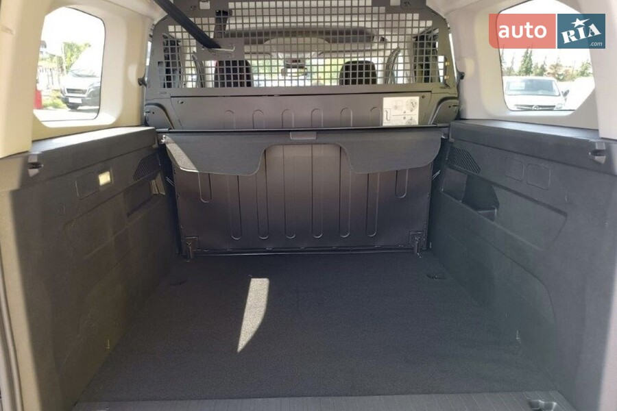 Peugeot Rifter - фото 20