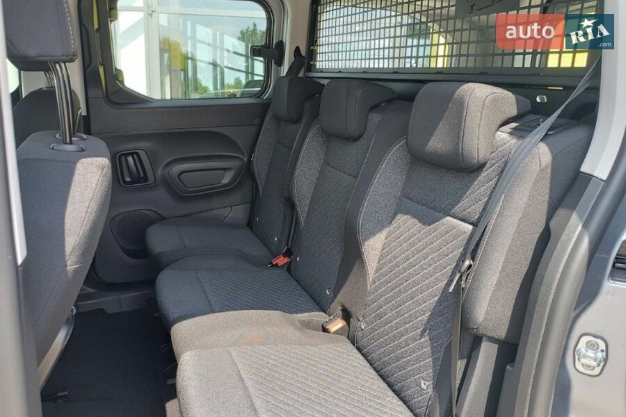 Peugeot Rifter - фото 17