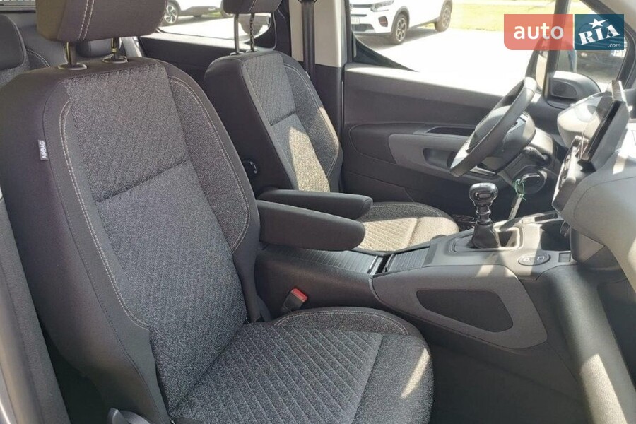Peugeot Rifter - фото 13