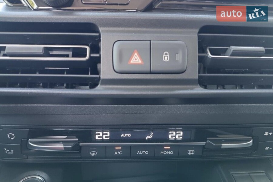 Peugeot Rifter - фото 16