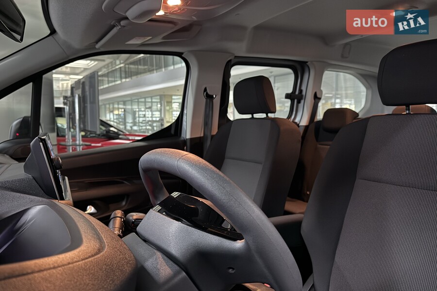 Peugeot Rifter - фото 21