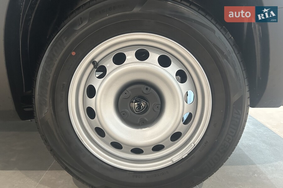 Peugeot Rifter - фото 10