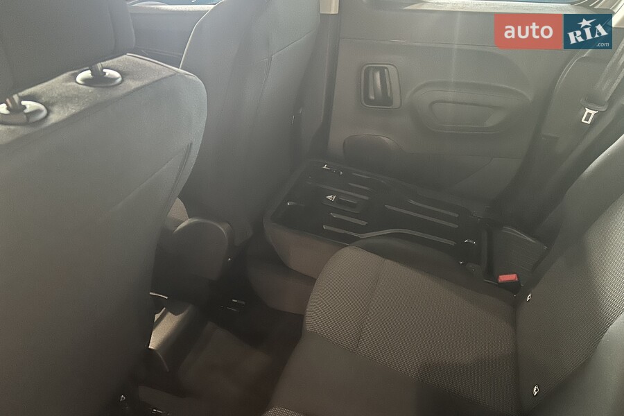 Peugeot Rifter - фото 13