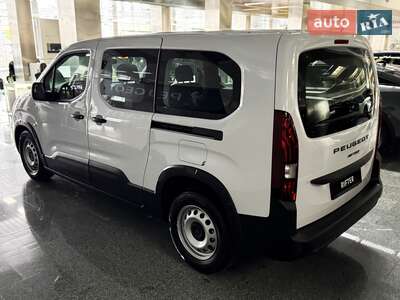 Новый Peugeot Rifter 2025 - фото 5