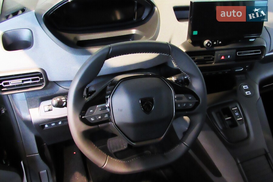 Peugeot Rifter - фото 17