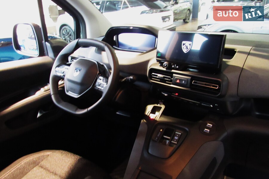 Peugeot Rifter - фото 12