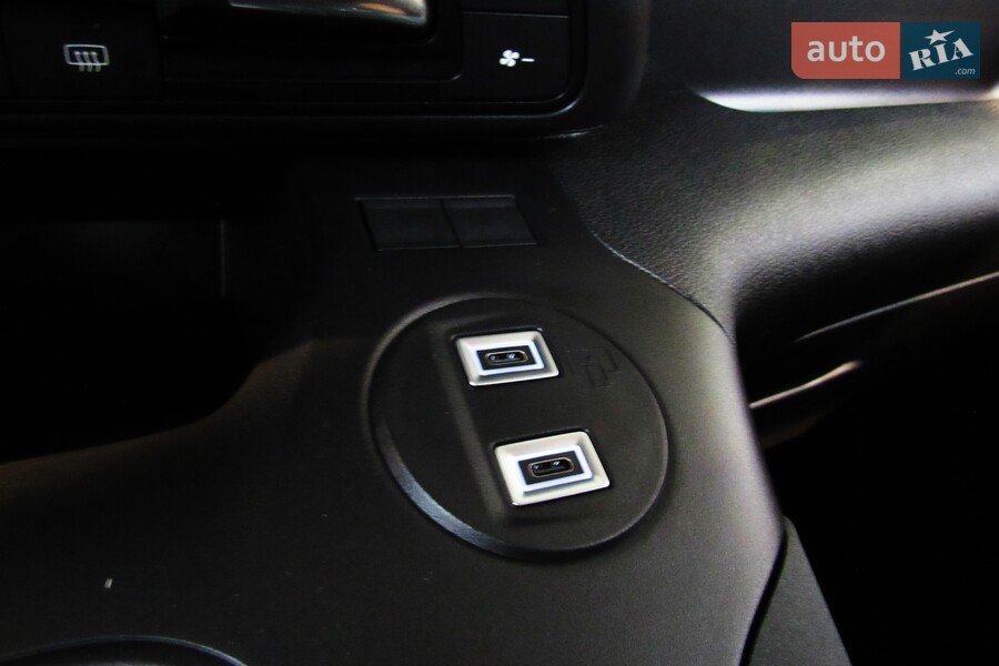 Peugeot Rifter - фото 14