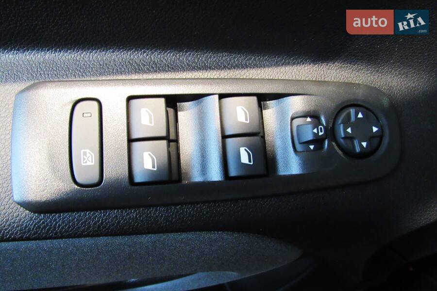 Peugeot Rifter - фото 19