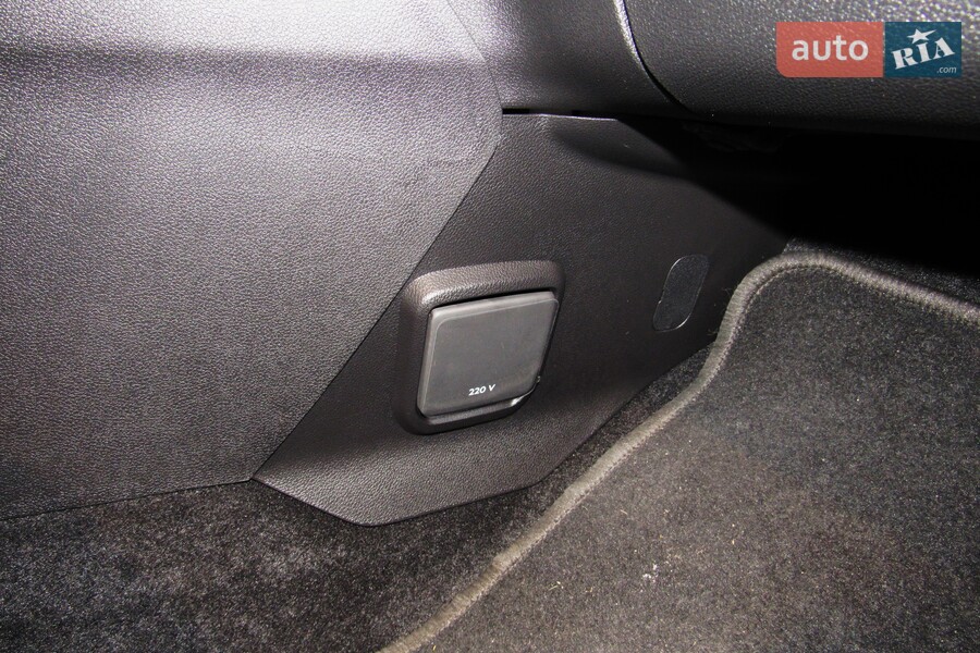 Peugeot Rifter - фото 26