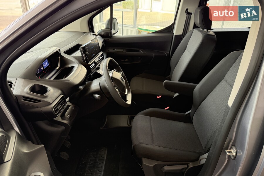 Peugeot Rifter - фото 14