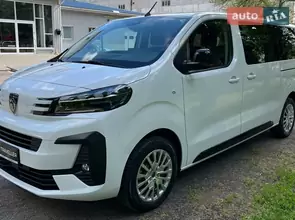 Peugeot Traveller