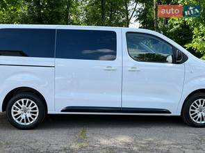 Peugeot Traveller