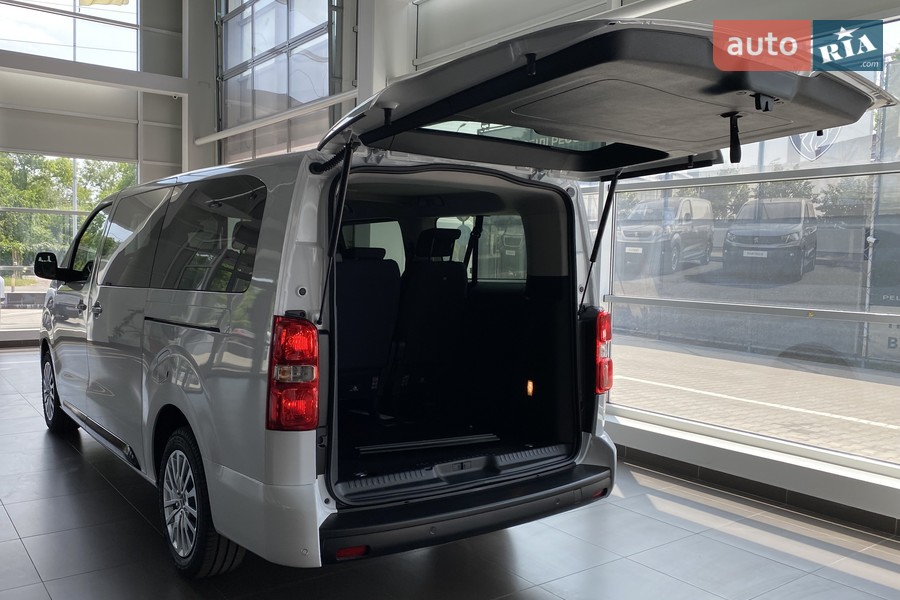 Peugeot Traveller - фото 11