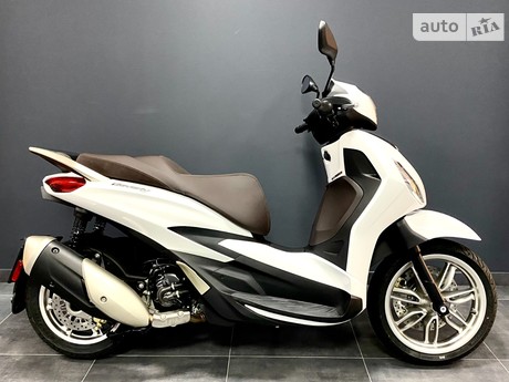 Piaggio Beverly 2023